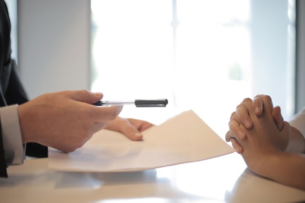 Physician Employment Contracts: Beware of These 3 Pitfalls